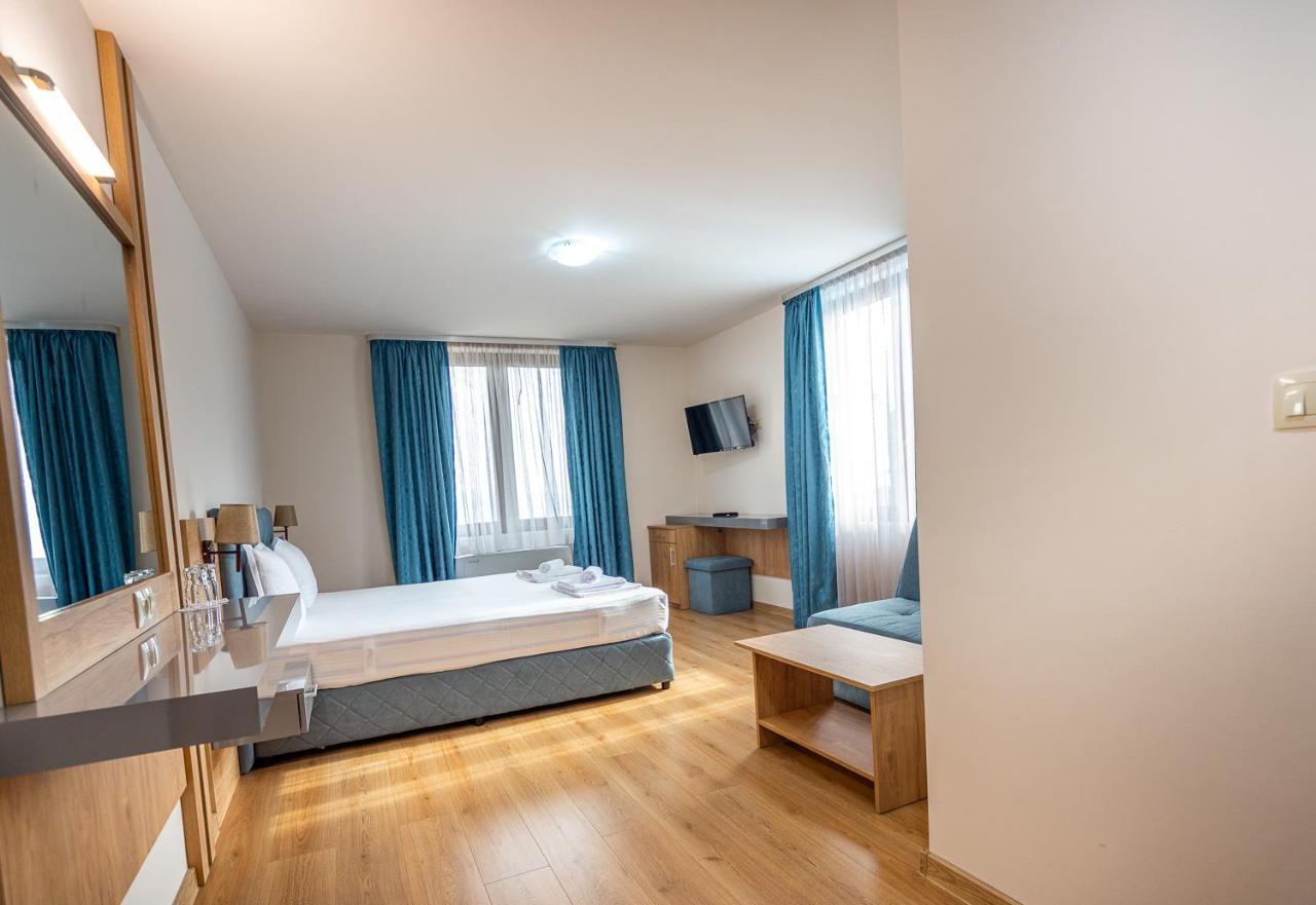 Eco Hotel Momata Kolarovo Zewnętrze zdjęcie