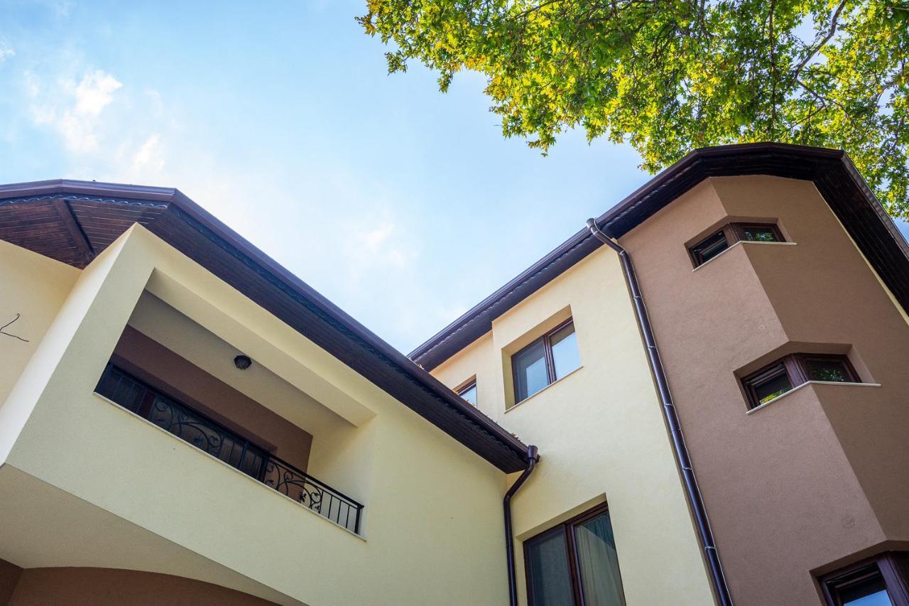 Eco Hotel Momata Kolarovo Zewnętrze zdjęcie
